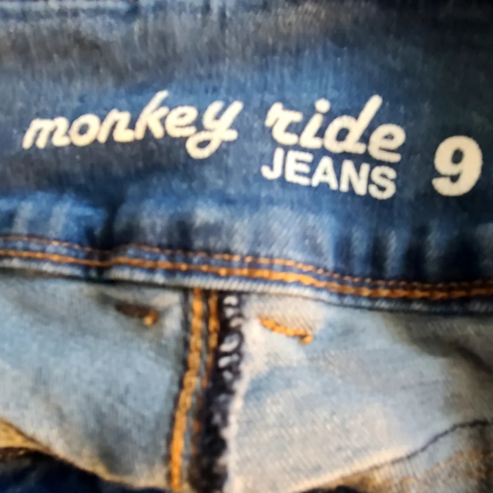MONKEY RIDE HIGH RISE JEANS SIZE 9 - Picture 4 of 6